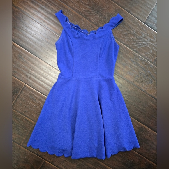 Altar'd State Dresses & Skirts - Altar'd State Womens Blue Scalloped Tank Dress Small
